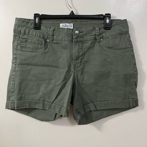 Size 14 green shorts